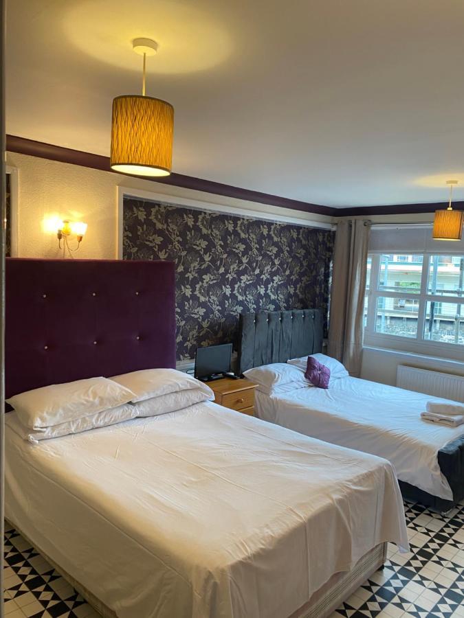 בנגור The Traxx Hotel מראה חיצוני תמונה