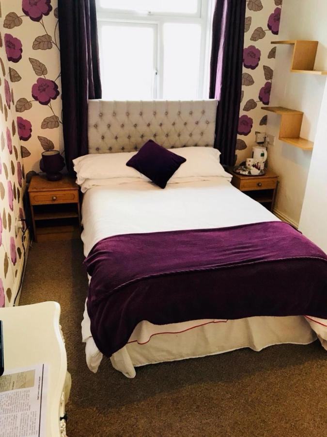 בנגור The Traxx Hotel מראה חיצוני תמונה